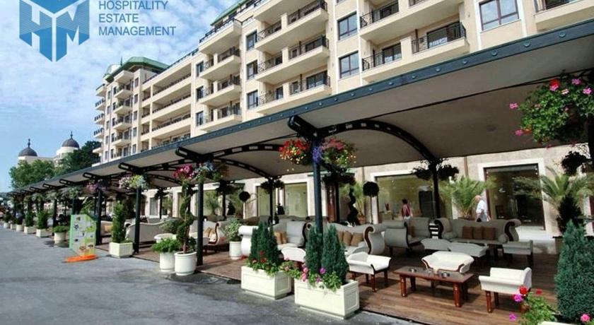 Golden Sands Rentals Apartments - image 5