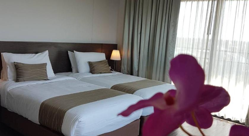 Coco View Hotel