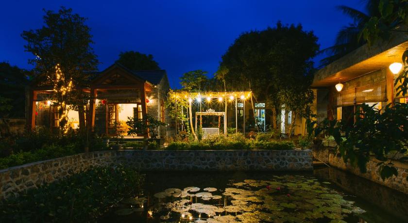 Hang Mua Central Homestay - image 13