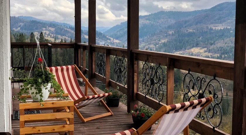 AGORA Chalet — Hotel in Slavs'ke