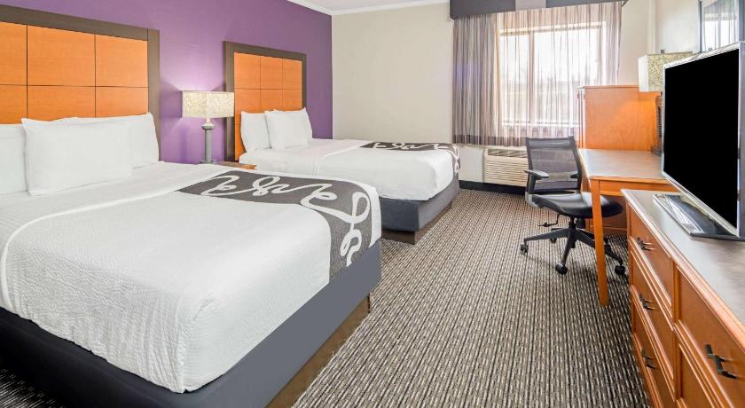 La Quinta Inn & Suites by Wyndham Baton Rouge Siegen Lane