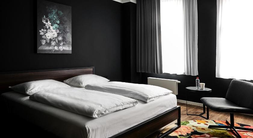 Foto, millel on kujutatud Kahene tuba (Double Room) 0