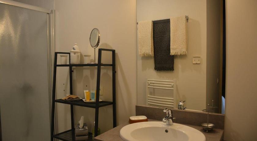 カラマン Le Gite du Chateau 4つ星 シングルルーム 客室