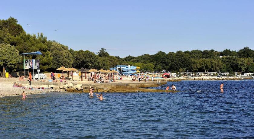 Hotel Delfin Plava Laguna photo