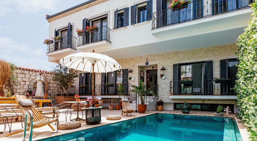 Alachi Hotel photo