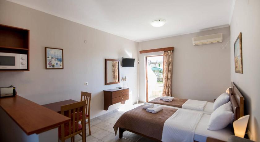 Image of Double or Twin Room with Side Sea View 8
