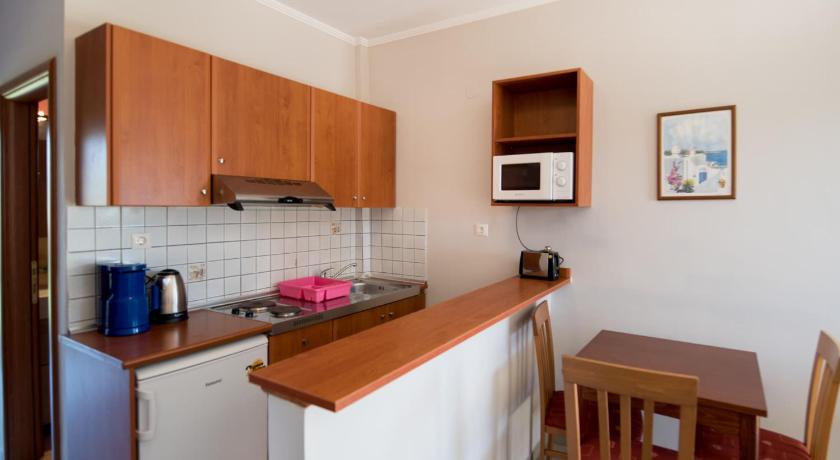 Image of Double or Twin Room with Side Sea View 15