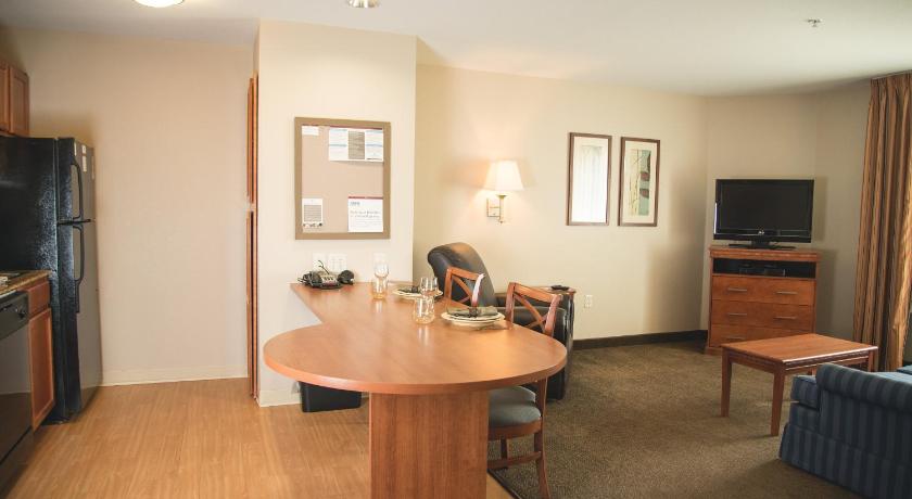 Candlewood Suites Loveland