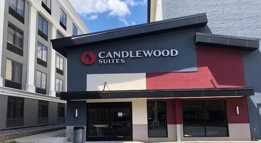 Candlewood Suites Cleveland South - Independence photo