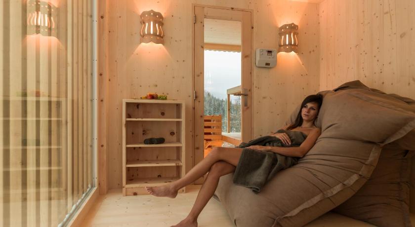 Relais & Chateaux IN LAIN Hotel Cadonau photo