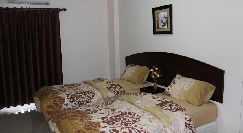 Image of Twin Room with View 8