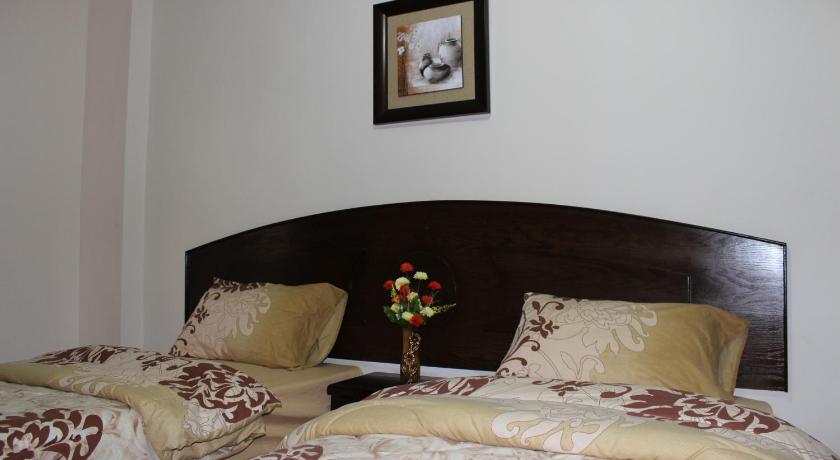 Image of Twin Room with View 11