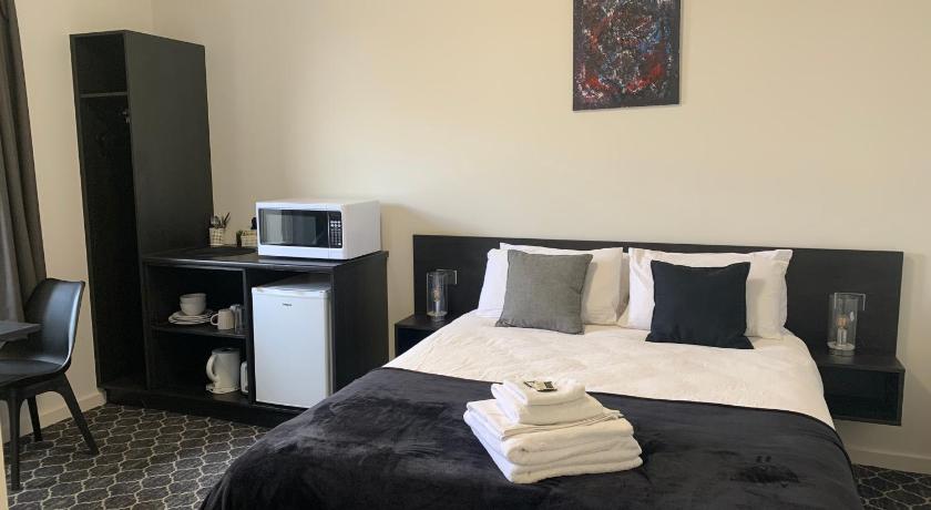 Queens Arms Hotel photo