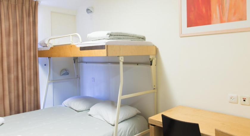 Image of Family Room 5