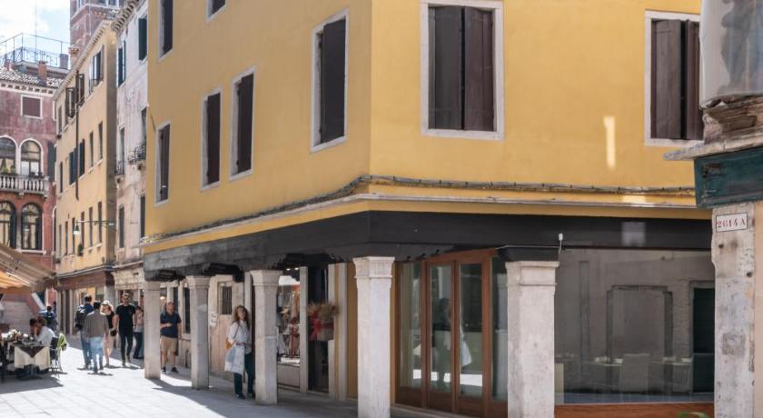 Grifoni Boutique Hotel