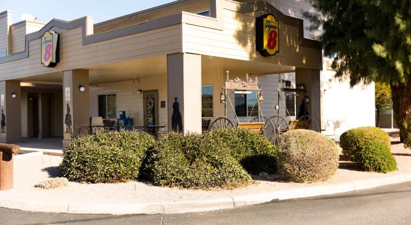 Super 8 By Wyndham Wickenburg Az photo