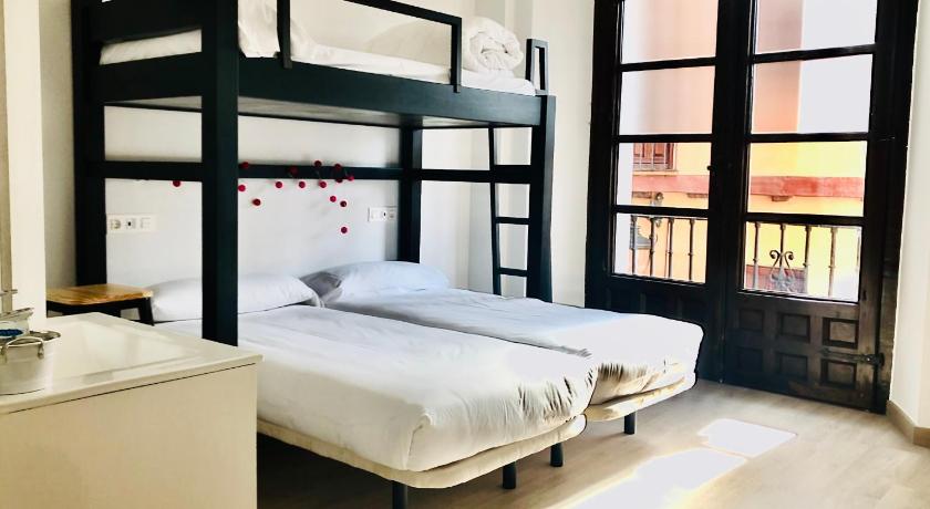 Hostel Quartier Leon Jabalquinto photo