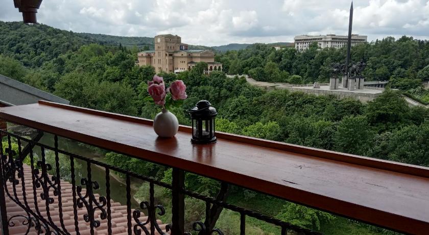 Tarnovo Studios Old Town photo