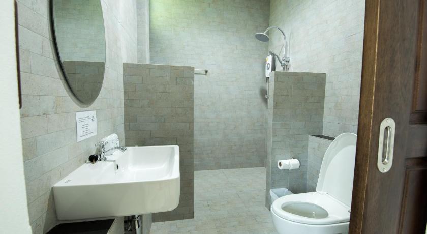Image of Deluxe Triple Room 2
