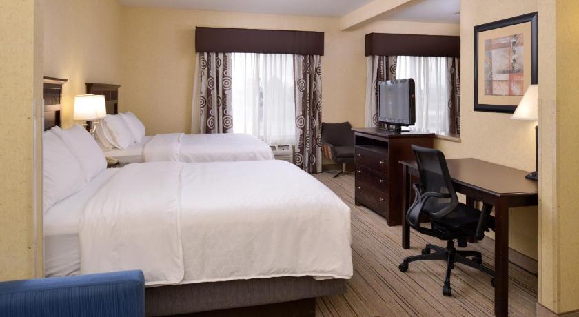 Holiday Inn Express Hotel & Suites Nampa