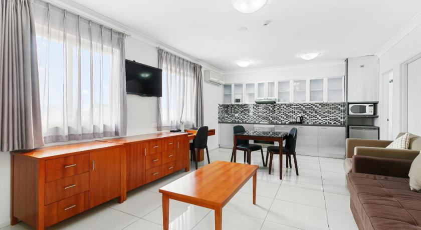 Comfort Inn & Suites Burwood