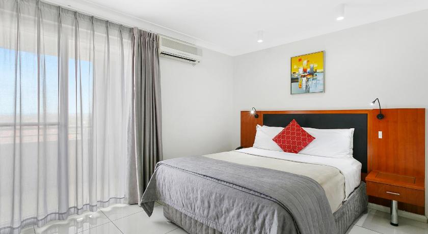 Comfort Inn & Suites Burwood