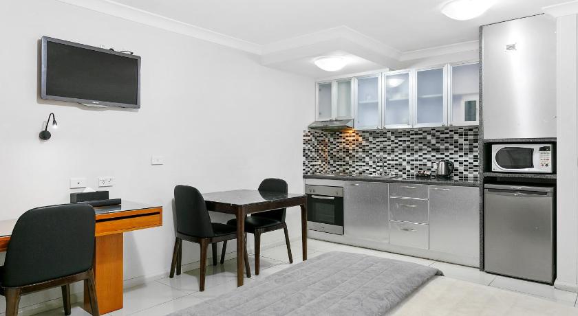 Comfort Inn & Suites Burwood