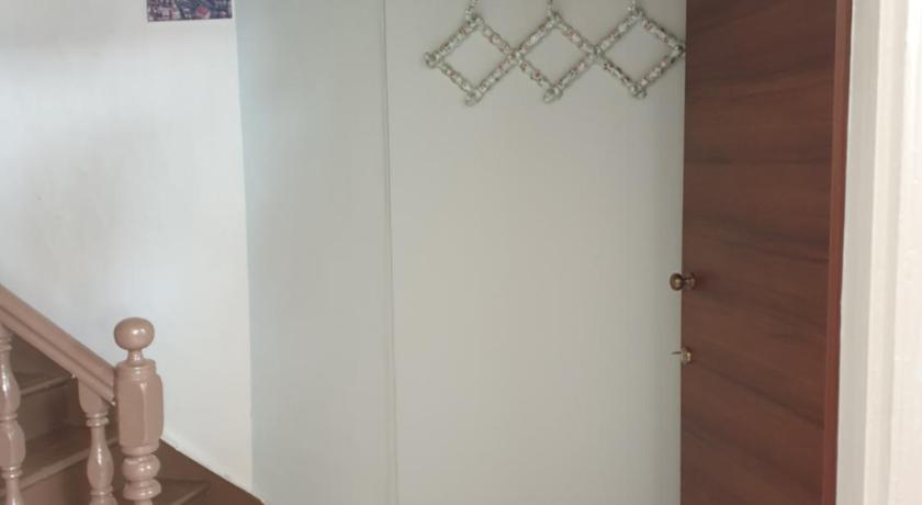 MAGDALENA'S HOUSE - image 35