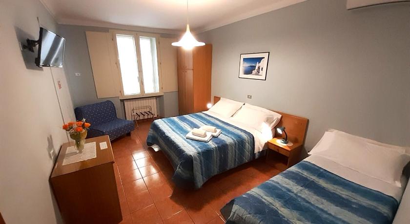 Image of One-Bedroom Apartment 0