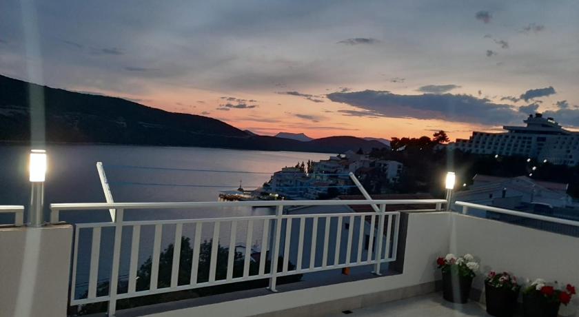 Apartments Njavro Neum photo