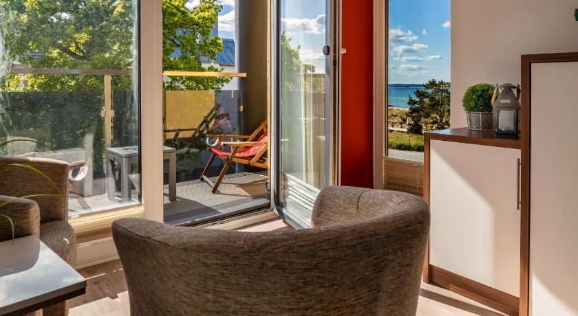 Image of Double Room with Partial Sea View and Balcony - 8 3