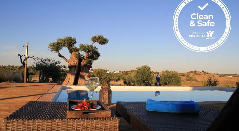 Espargosa Monte de Baixo &amp; Art — Hotel in Castro Marim
