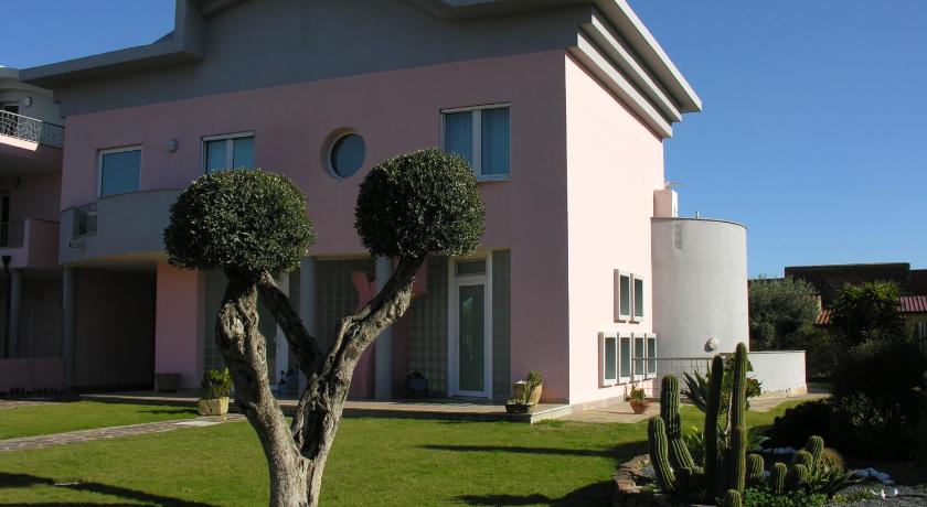 Villa Rosanna — Hotel in Capoterra
