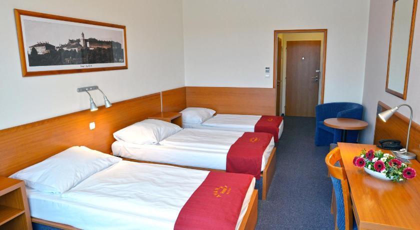 Image of Triple Room with Access to Wellness 3