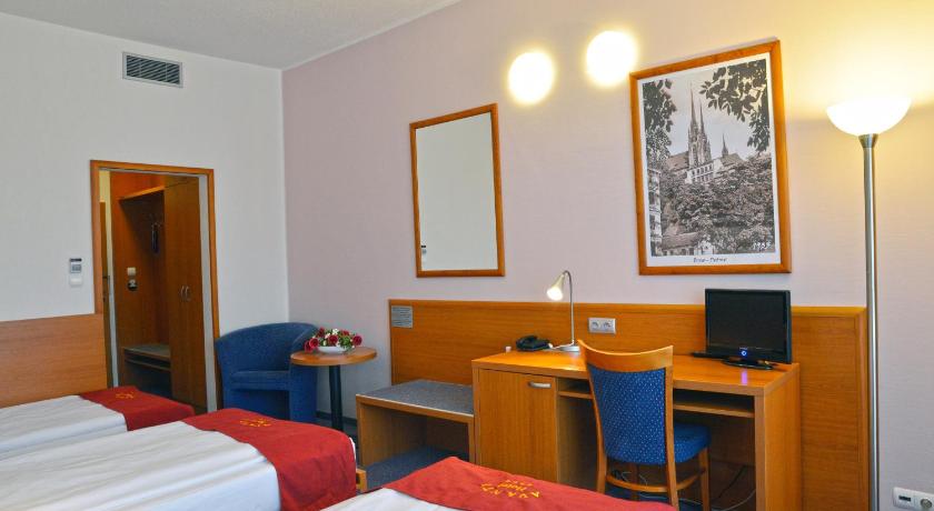 Image of Triple Room with Access to Wellness 4