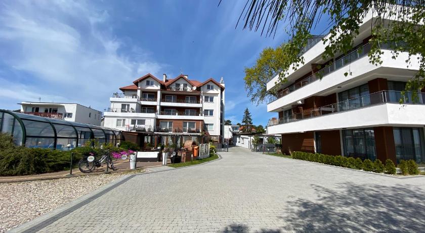 Hotel Krynica photo