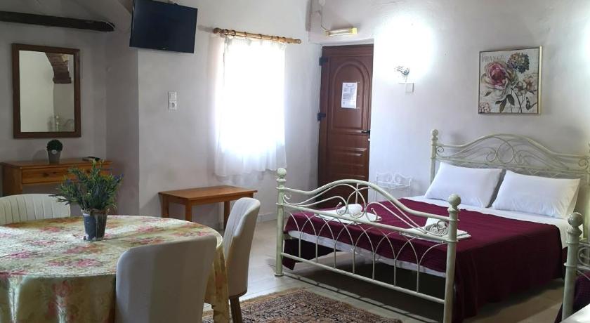Clio apartments photo