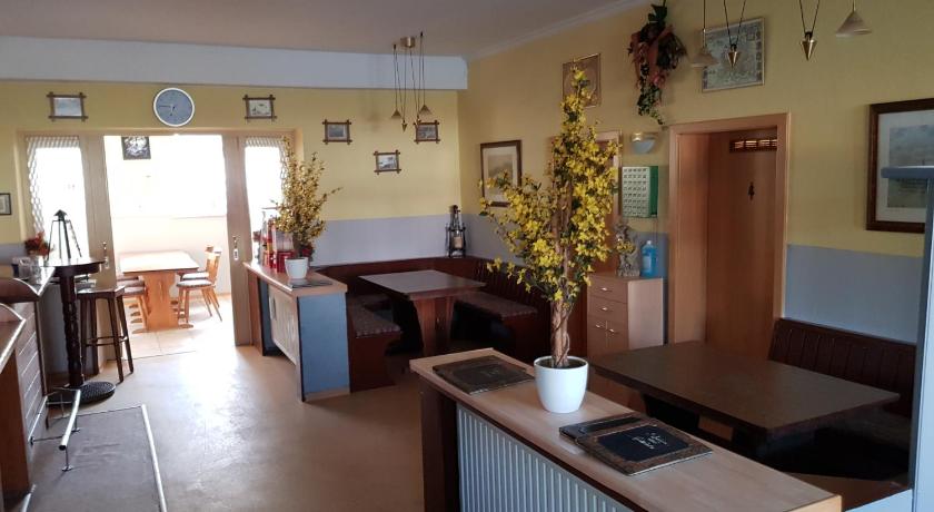 布亨比尔 Albergo Restaurante Da Franco 酒店 餐厅