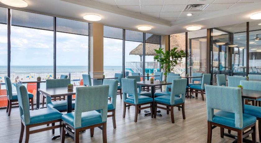 Comfort Inn & Suites Daytona Beach Oceanfront