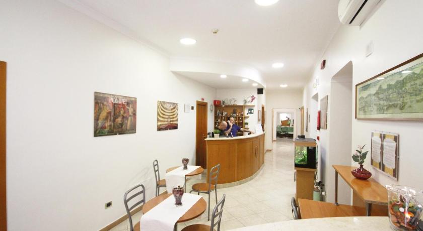 Hotel Zara Napoli photo