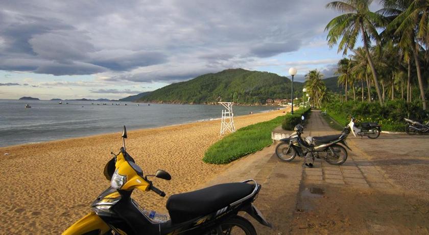 Hai Huong Hotel photo