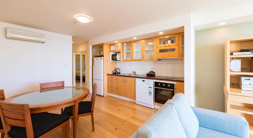 Image of Superior Suite - Level Three 10