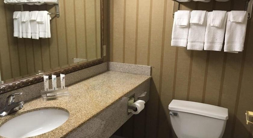 Country Inn & Suites by Radisson, Potomac Mills Woodbridge, VA