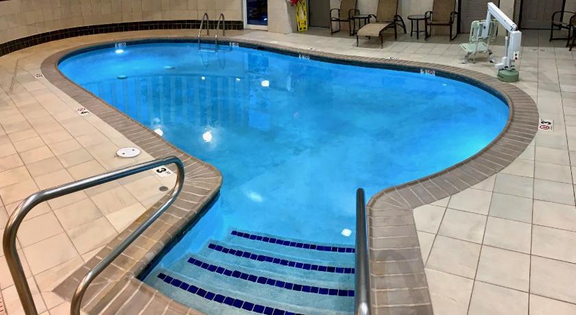 Country Inn & Suites by Radisson, Potomac Mills Woodbridge, VA