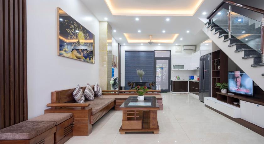 Sonny homestay Ha long- Biet thu lien ke 5 phong ngu trung tam KDL Bai Chay phu hop voi gia đinh hoa photo