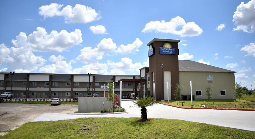 Days Inn & Suites by Wyndham Downtown/University of Houston