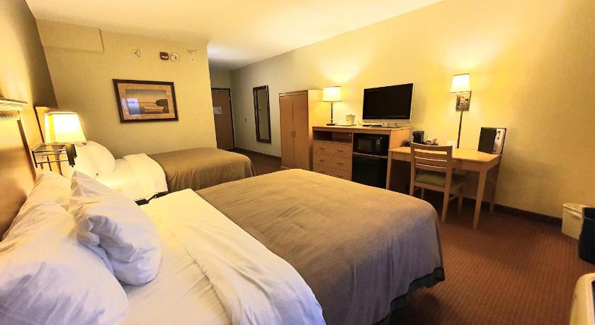 AmeriVu Inn and Suites - Waconia