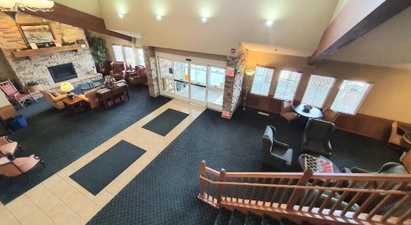 AmeriVu Inn and Suites - Waconia