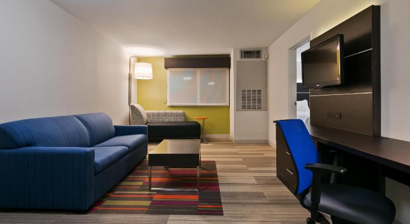 Holiday Inn Express Hotels & Suites Burlington