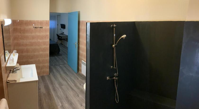 Hotel Bains Sarrailh photo